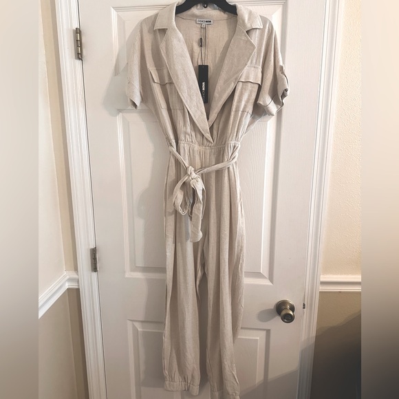 Fashion nova “problem free” utility jumpsuit. BRAND NEW WITH TAGS - Picture 3 of 5